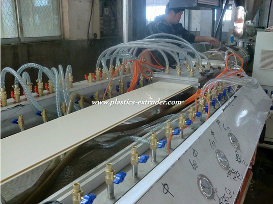 Промышленное предприятие трубы PVC машины штранг-прессования профиля SJZ65 /132 пластиковое